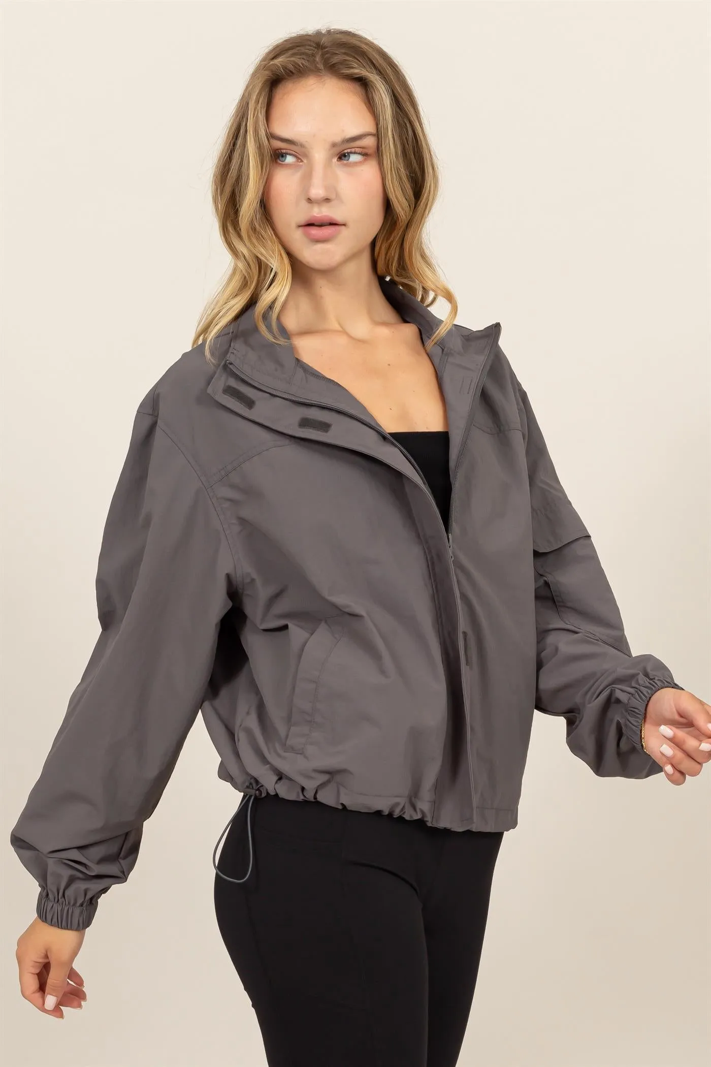 DZ24E606-Cropped Hooded Windbreaker