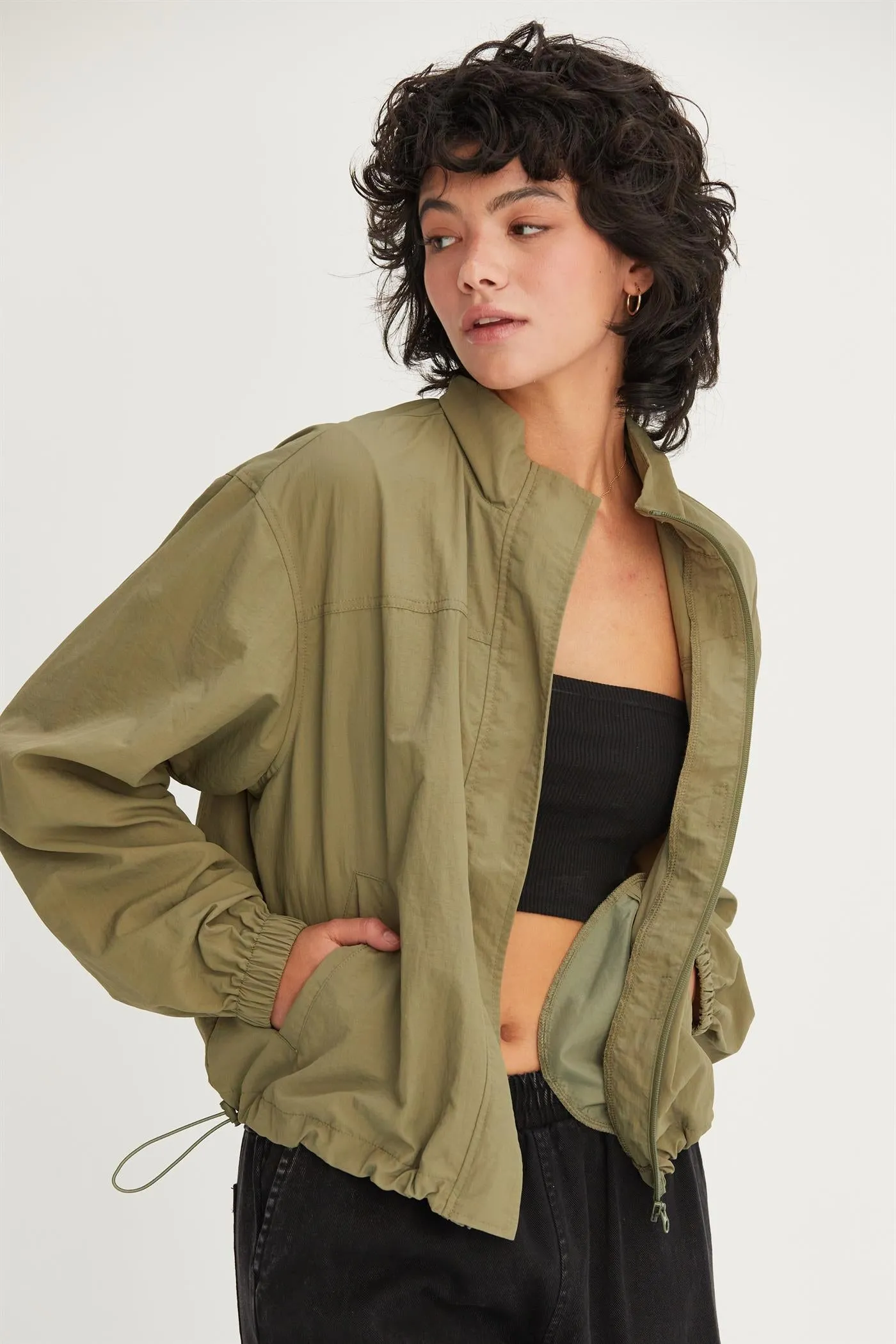 DZ24E606-Cropped Hooded Windbreaker