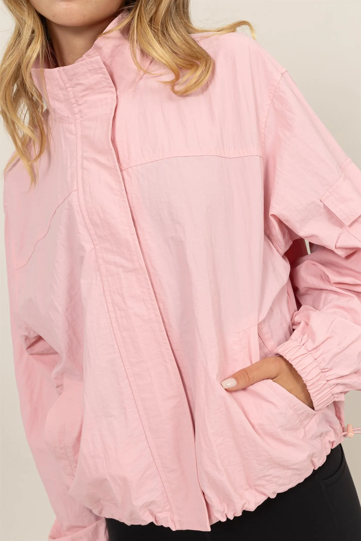DZ24E606-Cropped Hooded Windbreaker
