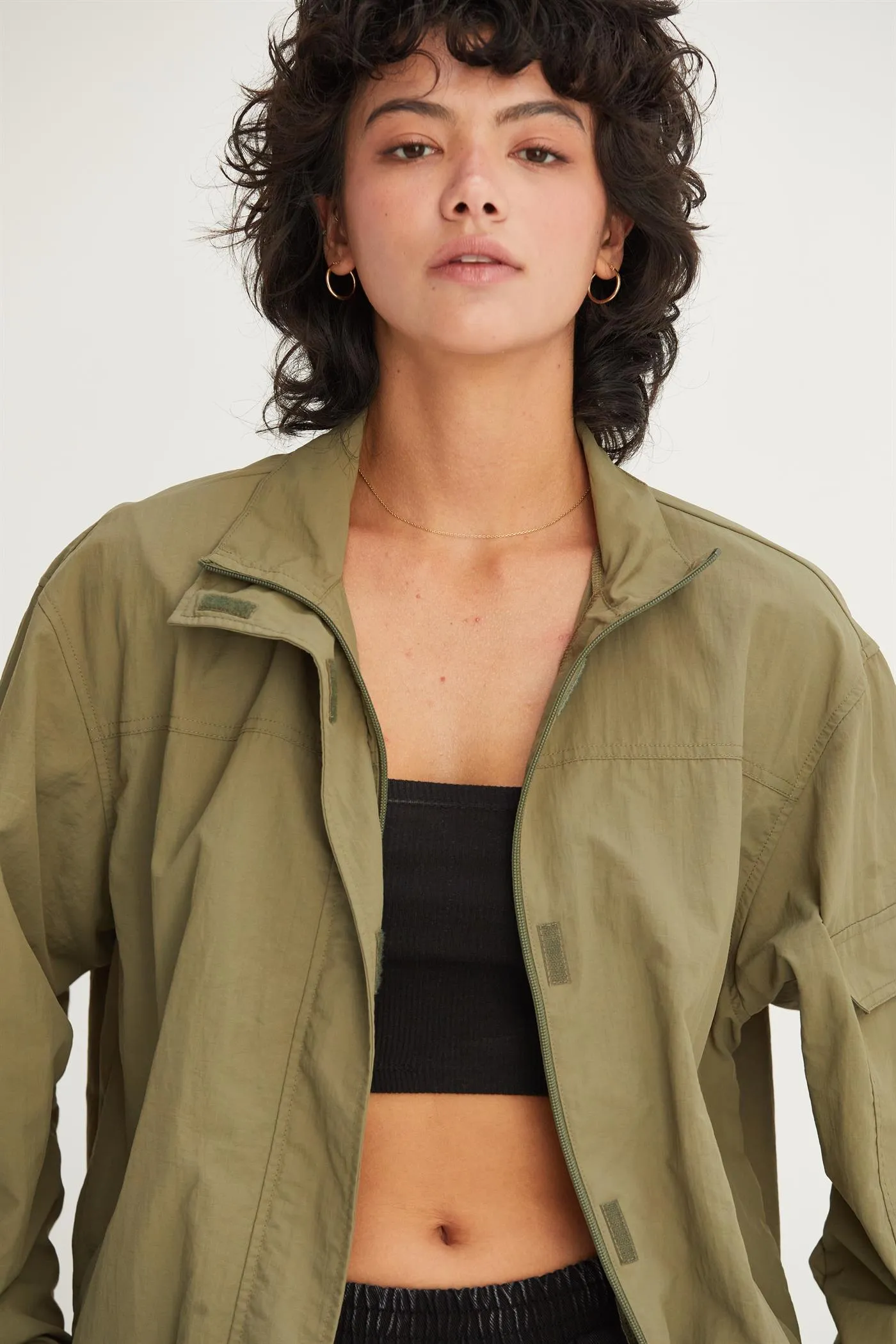 DZ24E606-Cropped Hooded Windbreaker