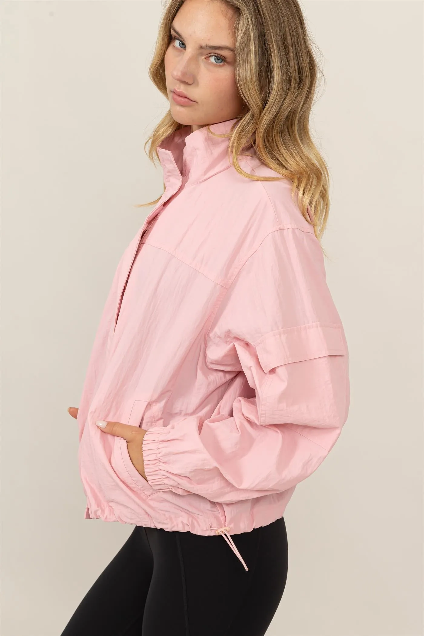 DZ24E606-Cropped Hooded Windbreaker