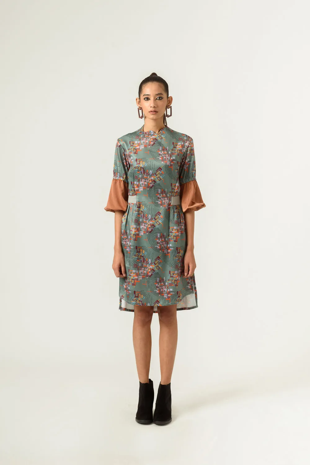Longing Print Balloon Sleeves Fitted Dress
