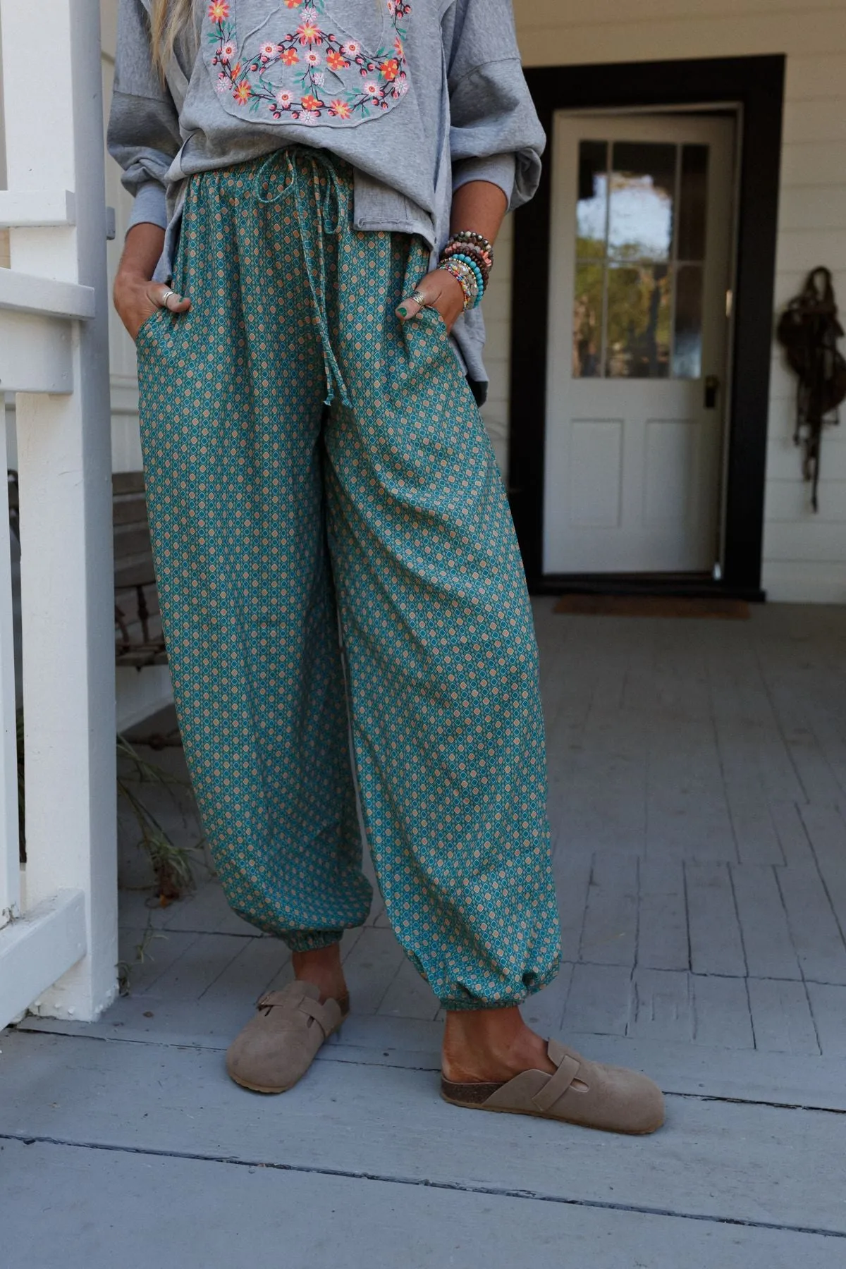 The Nest Mystic Mirage Printed Joggers - Teal
